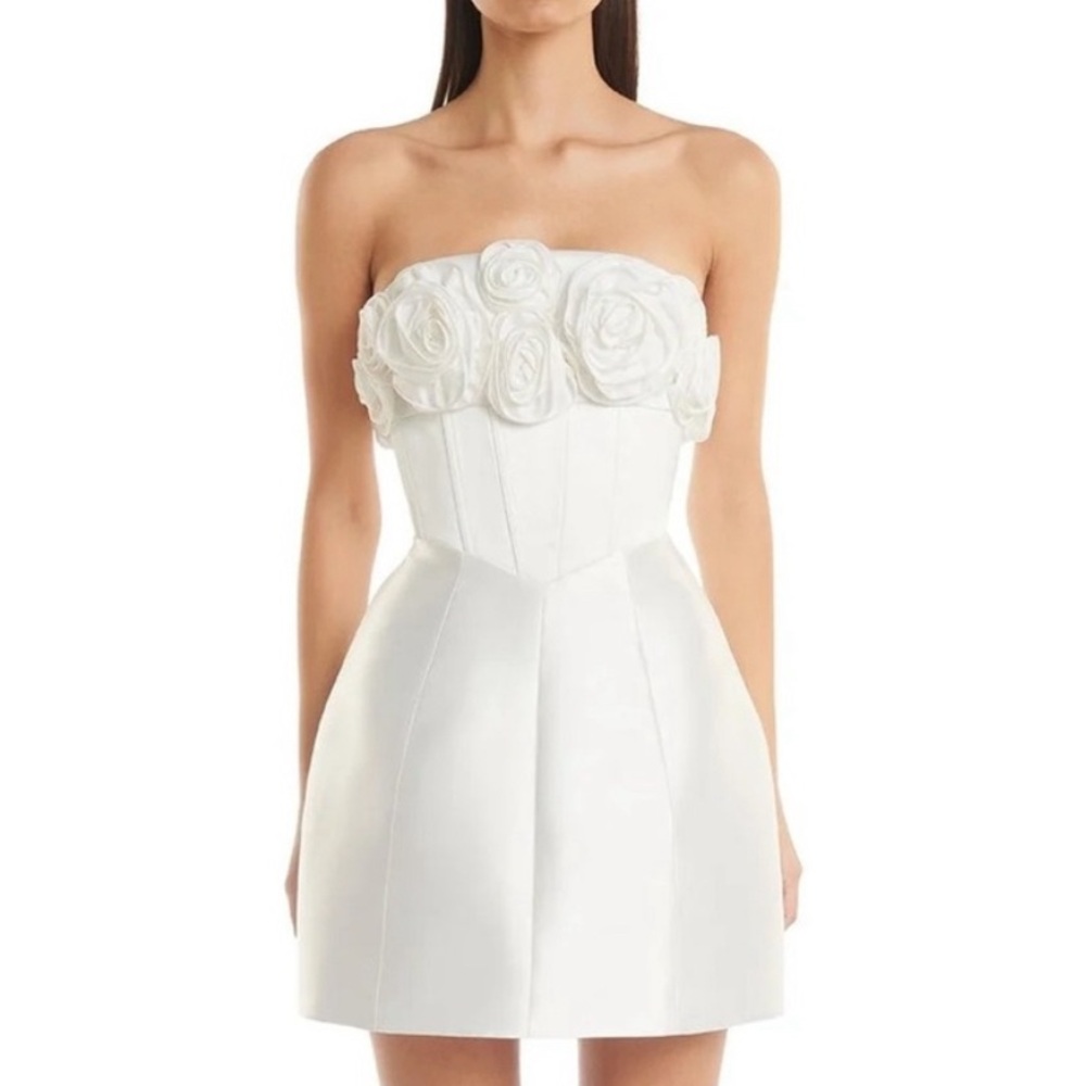 ELIYAH THE LABEL “Tehanni Dress” size XS, US 2. Worn once.